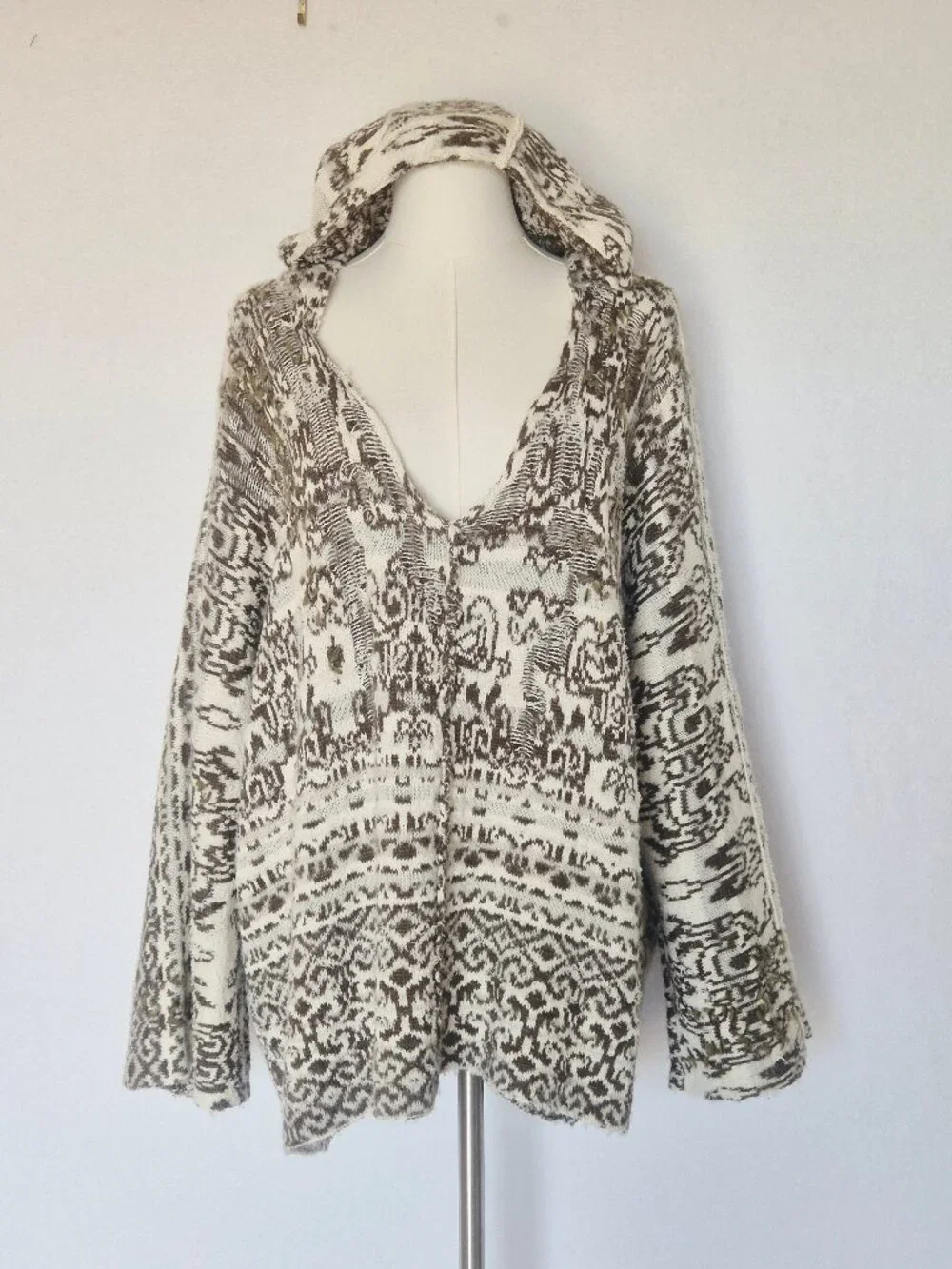 Free People Raggy Wool Blend Hooded Oversize Relaxed Sweater V-Neck Olive Beige